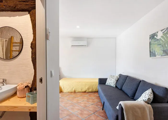 Prázdninový dům Casa De Andraes Pomar *