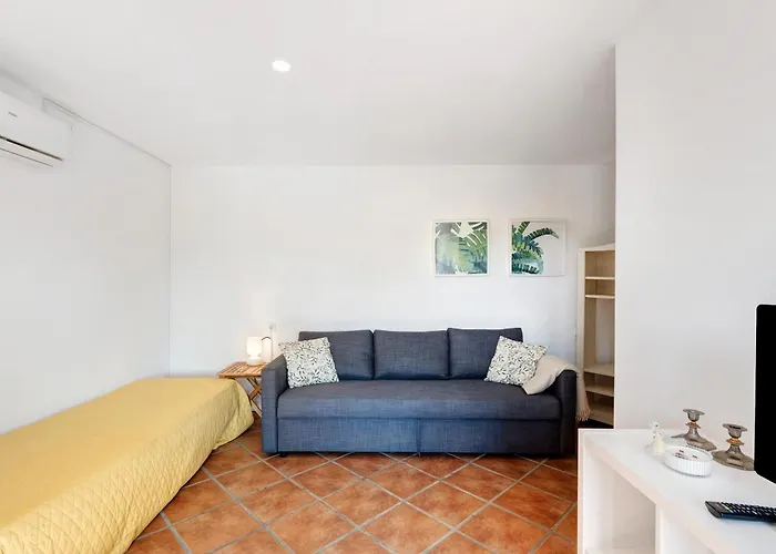 Casa De Andrães Pomar